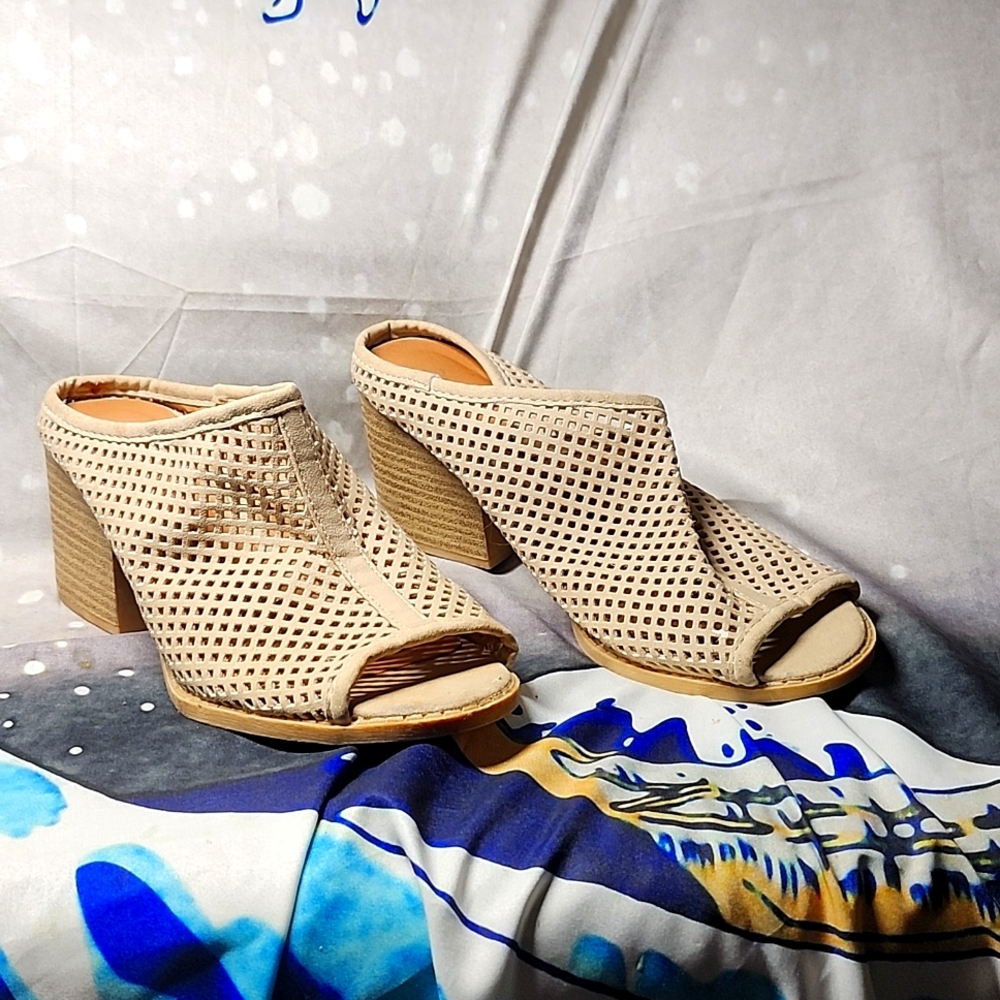 Cupid Beige Peep-Toe Block Heel Mules